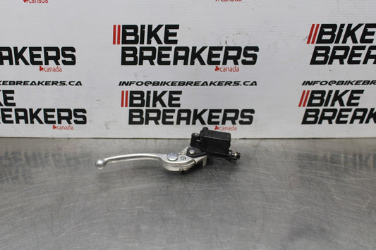 18 HONDA CB500F FRONT BRAKE MASTER CYLINDER w/ LEVER BB861