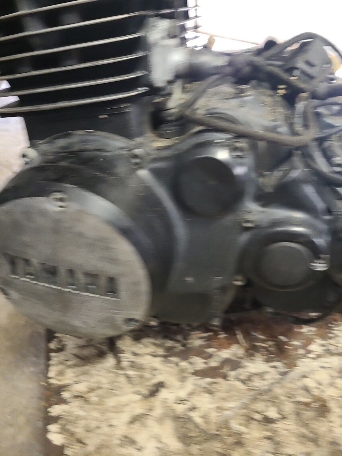 1977 Yamaha XS750 ENGINE MOTOR BB554