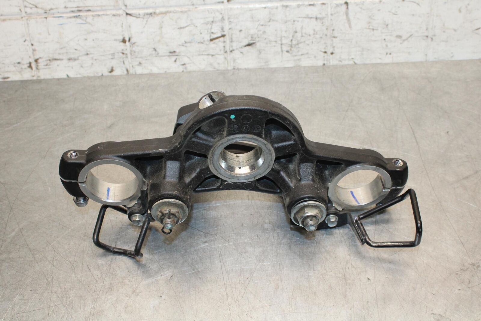 2014 Kawasaki Ninja 650 EX650E FORKS UPPER TRIPLE TREE 44039-0121-18R BB569