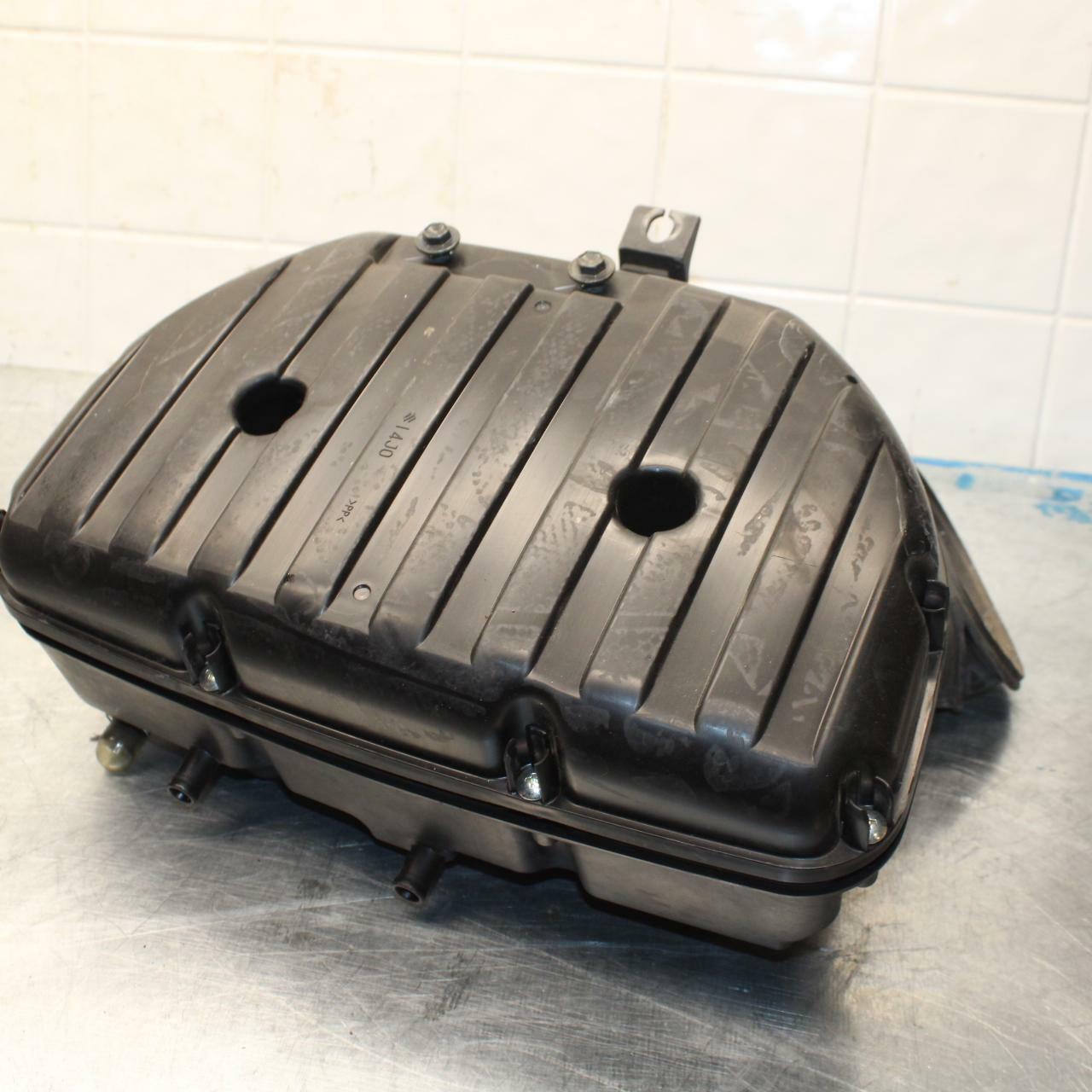 11-17 SUZUKI GSXR600 AIRBOX AIR INTAKE FILTER BOX BB417 #B