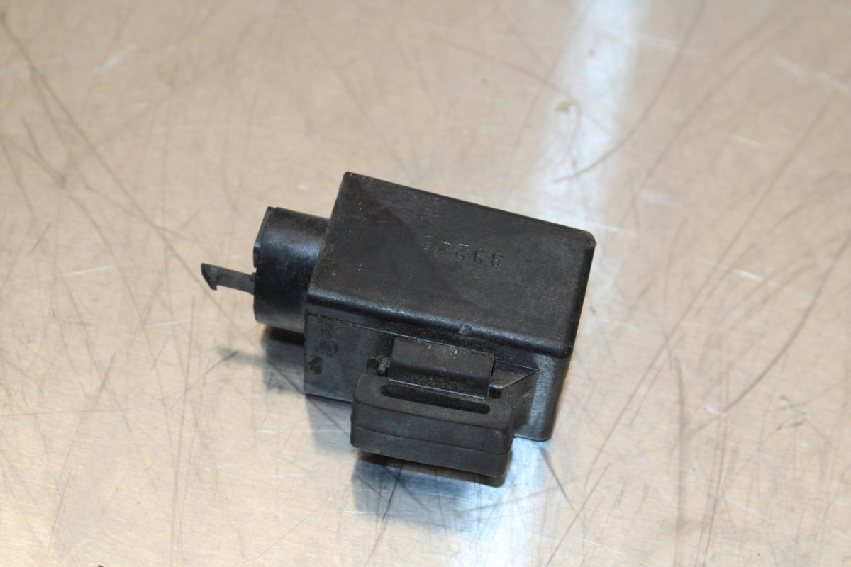 03-05 HONDA SHADOW CLASSIC 750 TURN SIGNAL BLINKER RELAY FLASHER SWITCH BB139