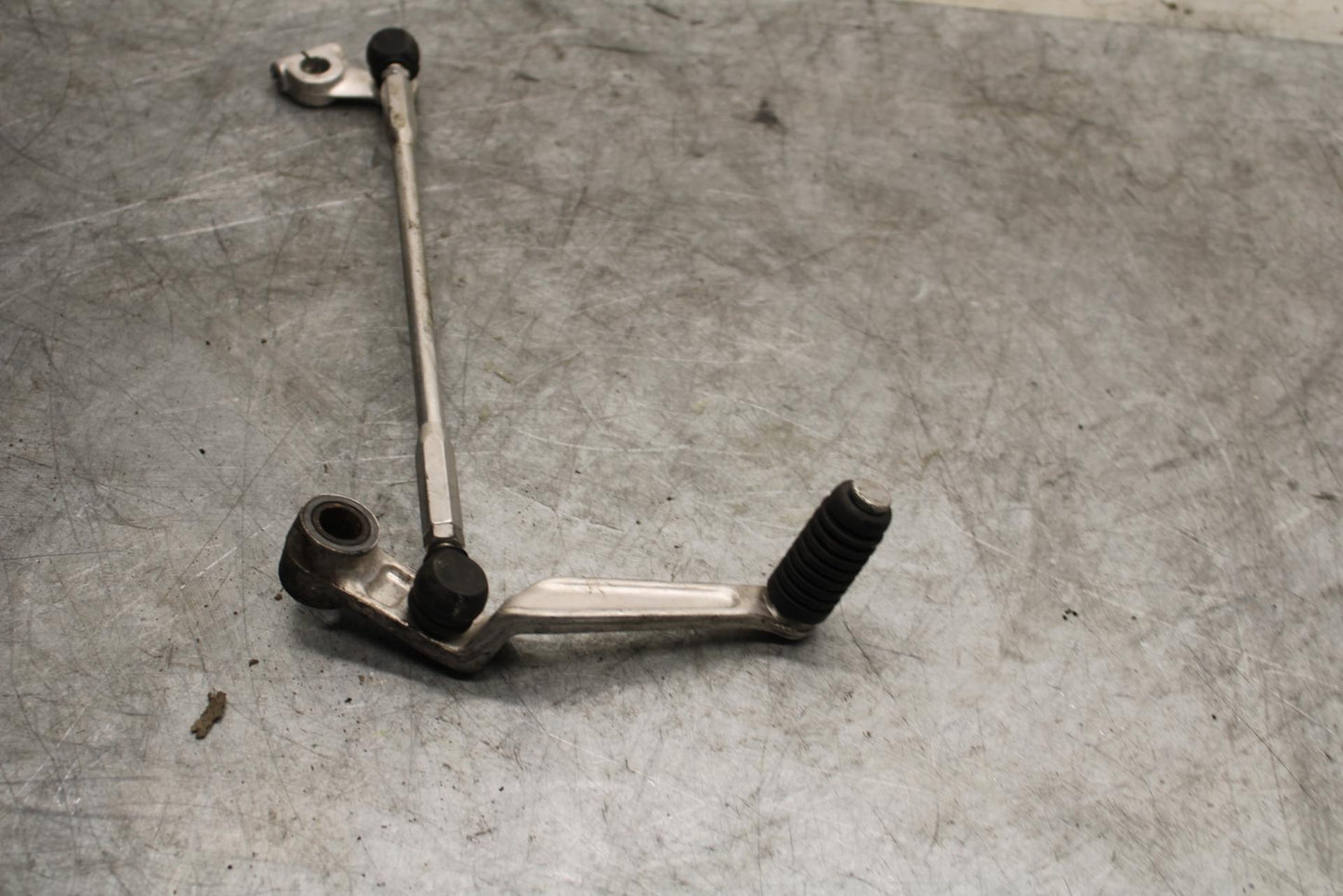 06-07 SUZUKI GSXR750 SHIFTER LINKAGE SHIFT PEDAL 25525-01H00 25600-01H01   BB543