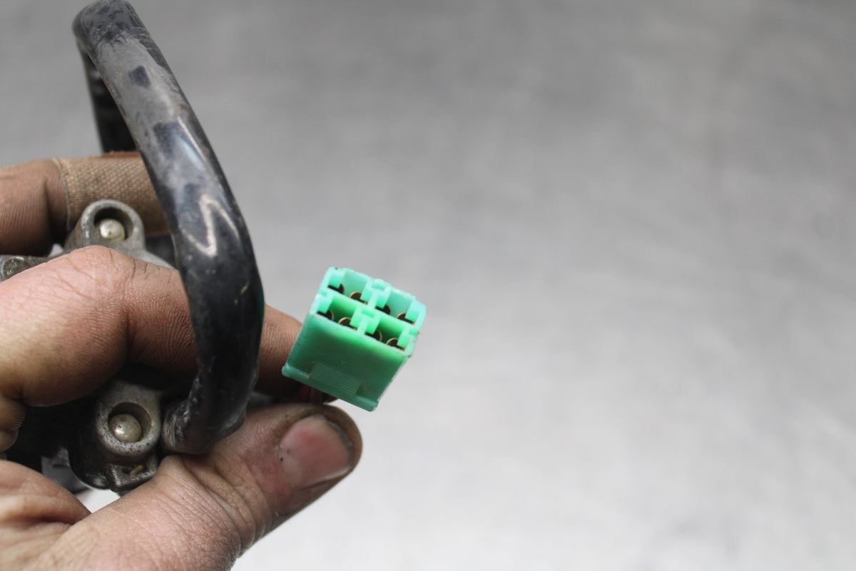 86 SUZUKI GSXR1100 G IGNITION LOCK NO KEY SET AND SEAT LOCK BB02