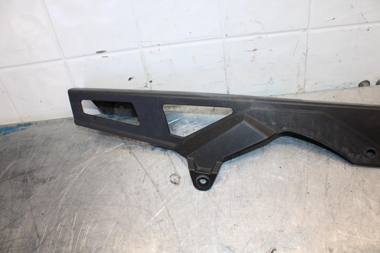 15-21 SUZUKI GSXR600 REAR BACK DRIVE CHAIN GUARD COVER SHIELD BB437