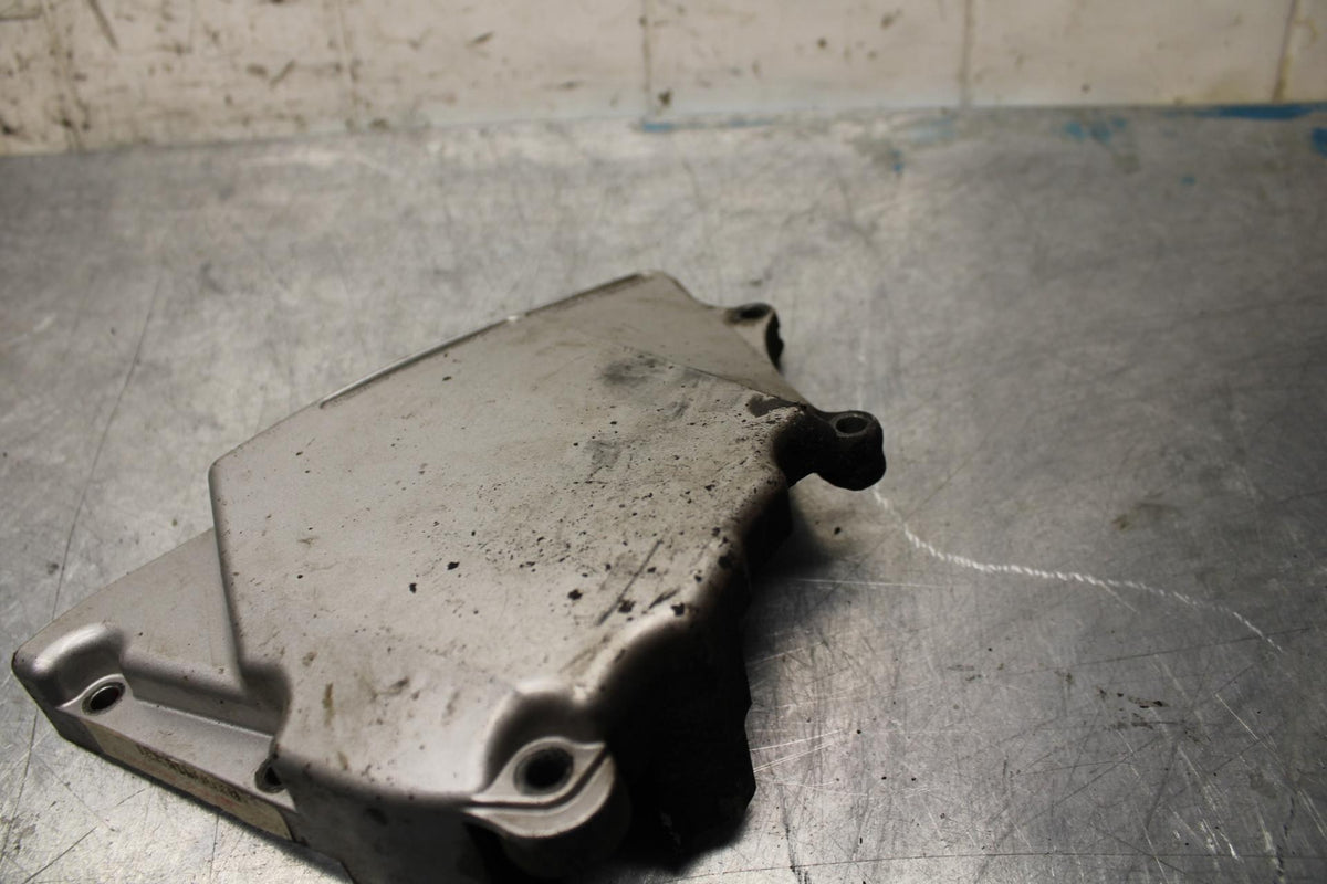 2001 Yamaha YZF R6 ENGINE SPROCKET COVER 5EB-15418-00-00 BB68