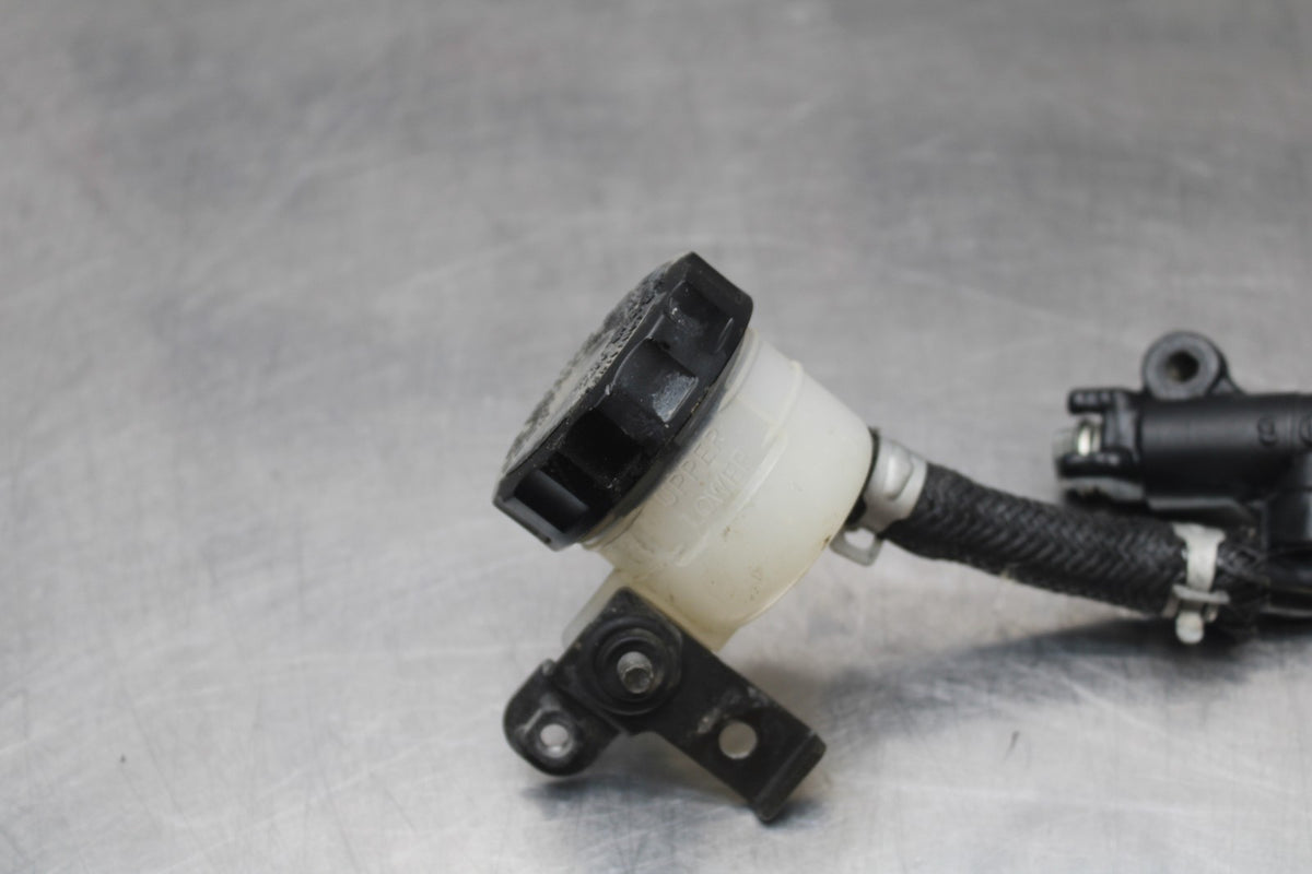 06 KAWASAKI VULCAN 900 REAR BACK BRAKE MASTER CYLINDER W RESERVOIR BB799
