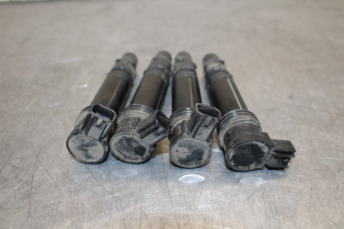 19-23 KAWASAKI NINJA ZX6R IGNITION COILS COIL SPARK PLUG CAPS BB701