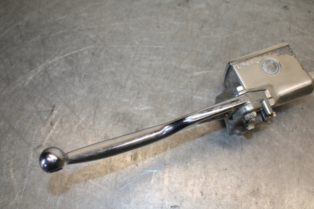 87-03 SUZUKI INTRUDER 1400 VS1400GLP FRONT BRAKE MASTER CYLINDER BB702