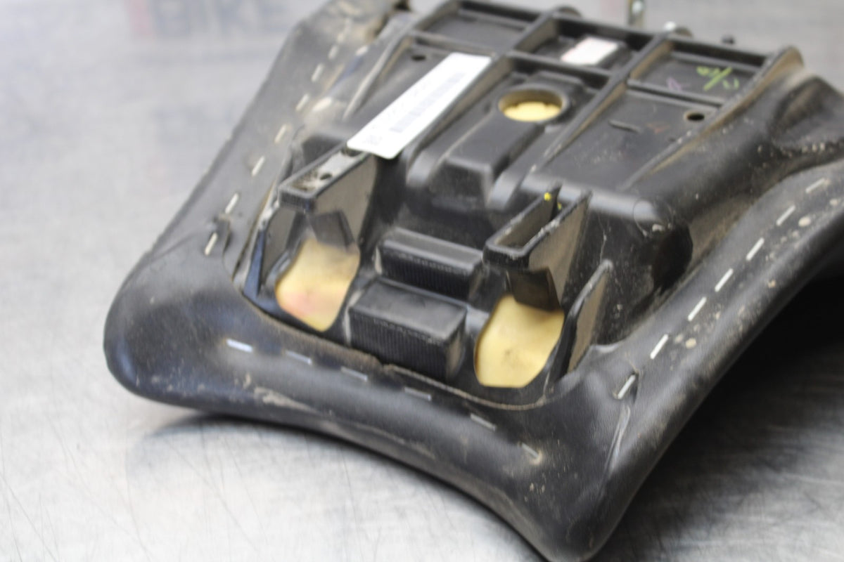 24-25 KAWASAKI NINJA ZX4R FRONT DRIVERS SEAT PAD SADDLE PILLION BB174