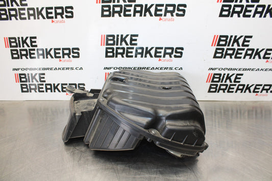 21-23 KAWASAKI NINJA ZX6R AIRBOX AIR INTAKE FILTER BOX BB179