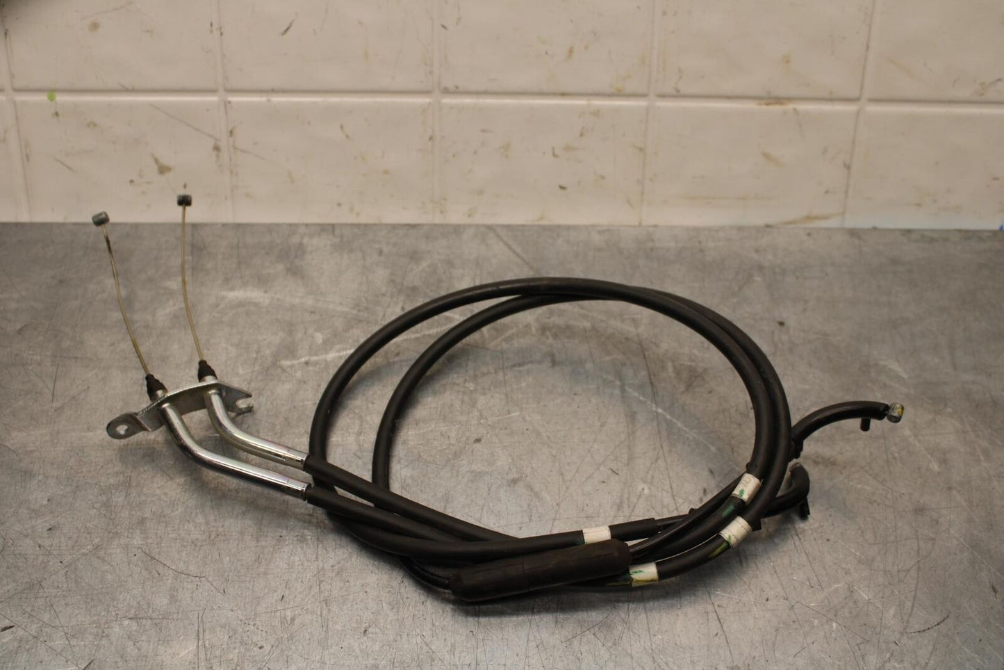 19-21 YAMAHA YZF R3 THROTTLE CABLES LINES BS7-F6301-01-00 BB588