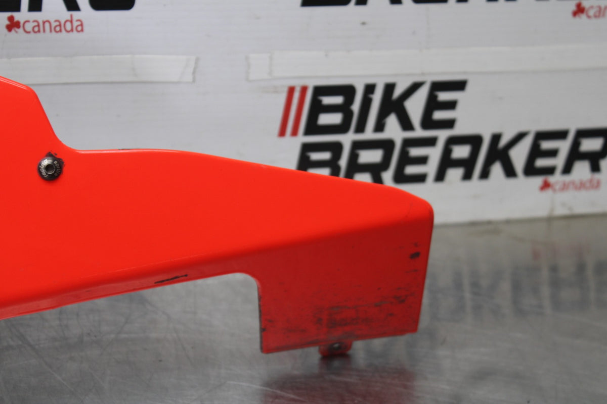 15 APRILIA RSV4 FACTORY APRC ABS LEFT LOWER BOTTOM BELLY SIDE FAIRING COWL BB901