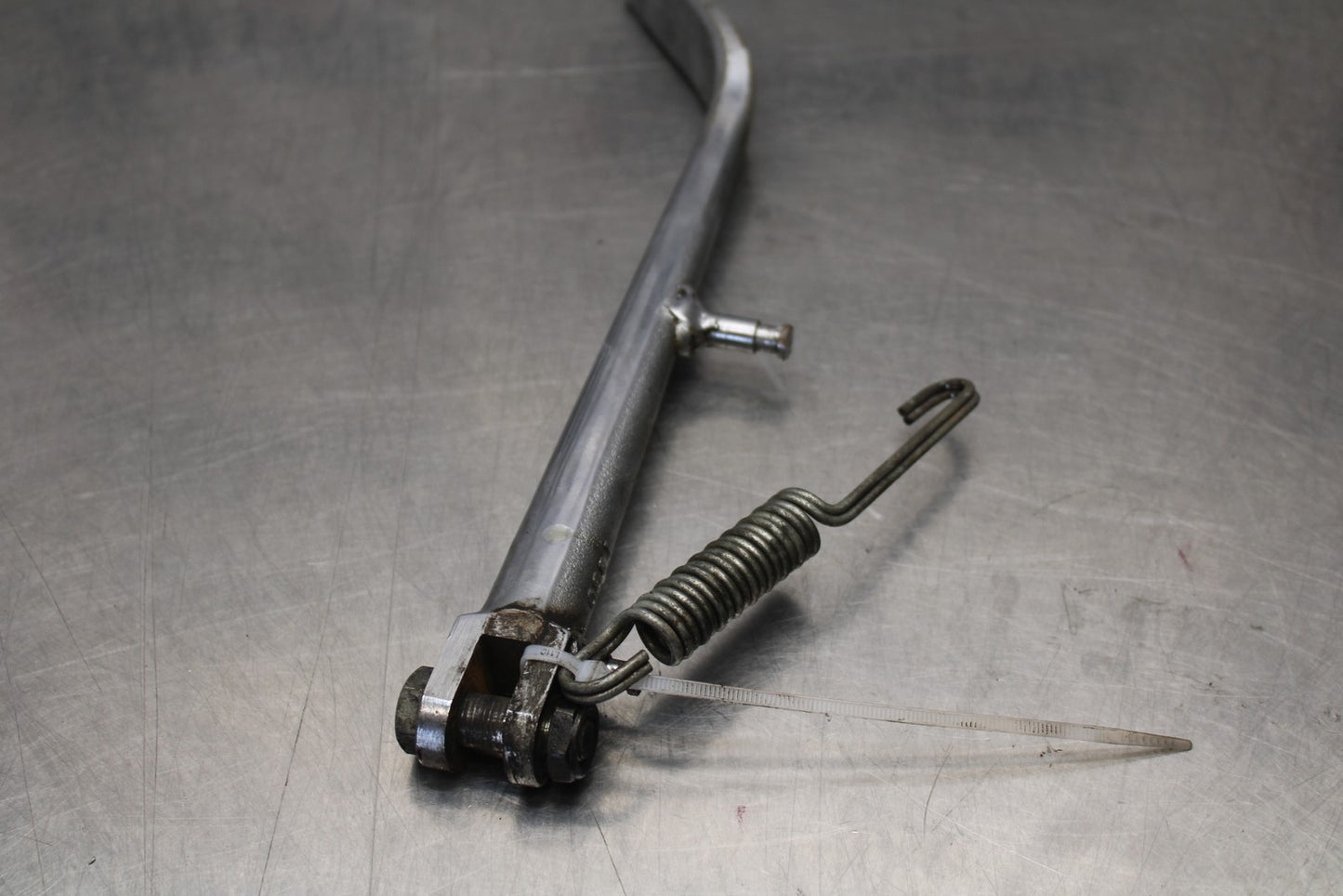 03-08 KAWASAKI VULCAN 1600 KICKSTAND SIDE KICK STAND BB196