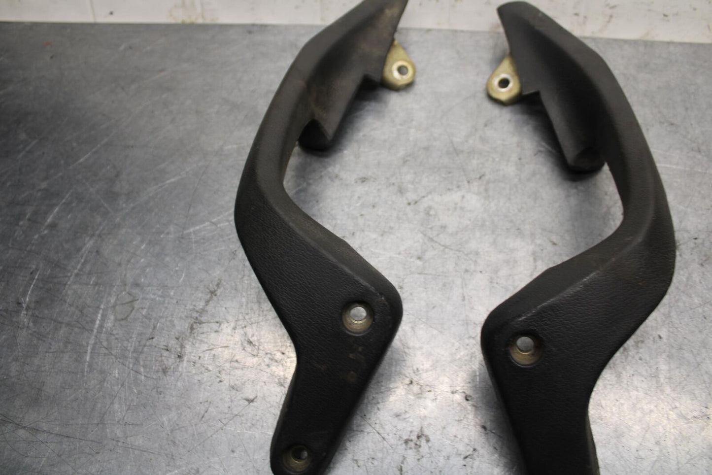 2001 Honda ST1100 PASSENGER REAR SEAT GRAB BAR HANDLE SET BB77