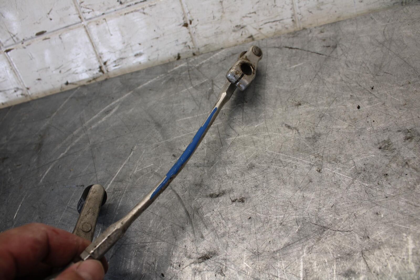 2011 Honda CBR600RR SHIFTER LINKAGE SHIFT LINK PEDAL 24720-MFJ-305 BB520