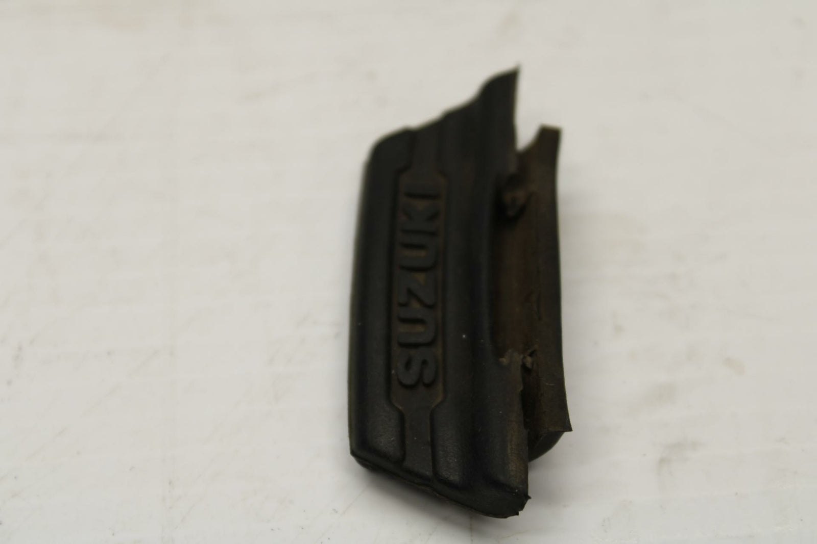 11-19 SUZUKI GSXR600 GAS FUEL TANK DAMPER BB241