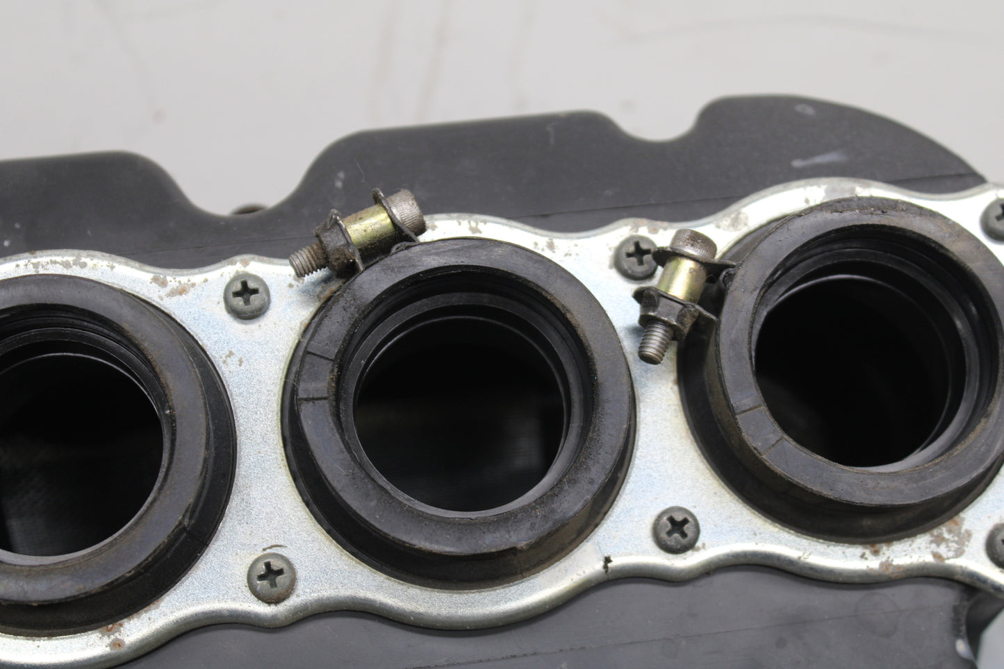 03-05 YAMAHA YZF R6  AIRBOX AIR INTAKE FILTER BOX BB751