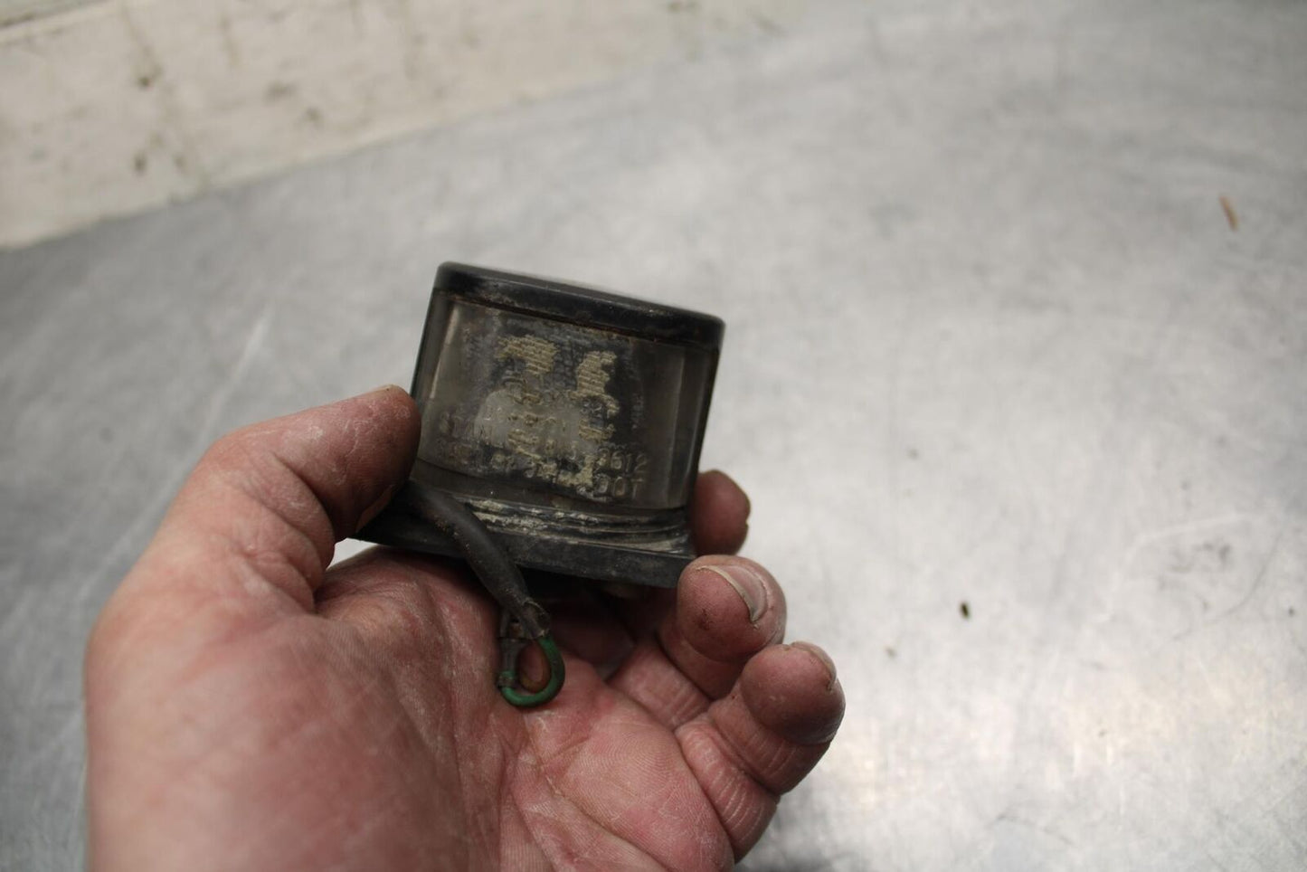85-88 HONDA NS400R NC19 NSR400 NS400RG LICENSE PLATE LIGHT BB32