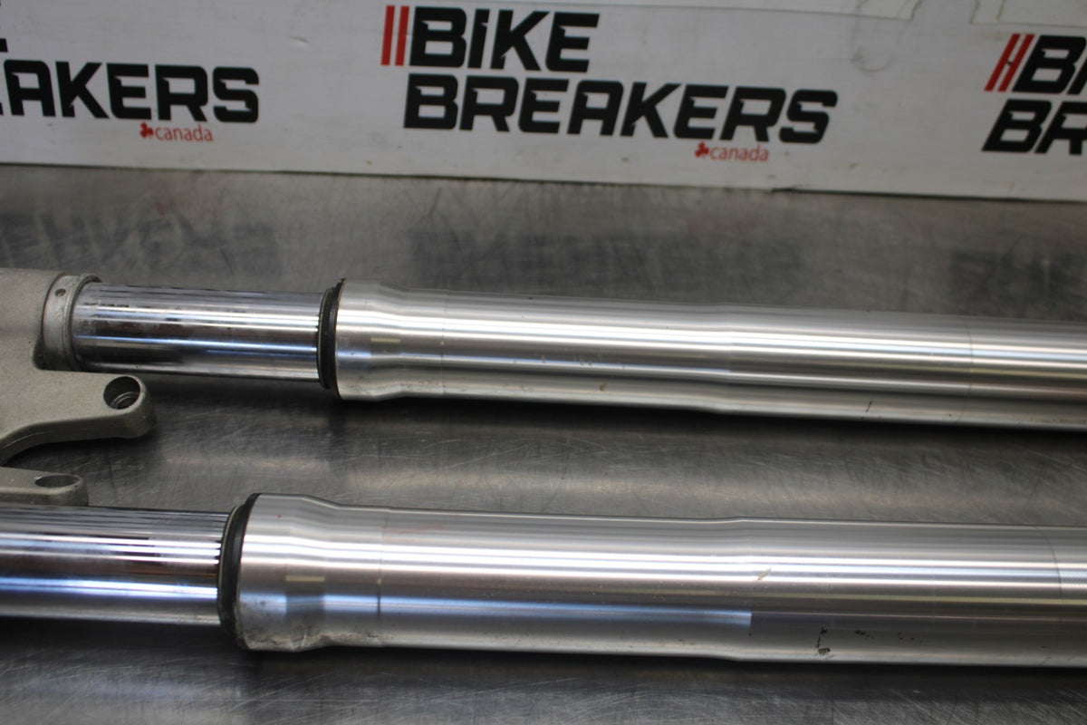 05 DUCATI SUPERSPORT 800 FRONT FORKS SHOCK SUSPENSION SET PAIR BB913