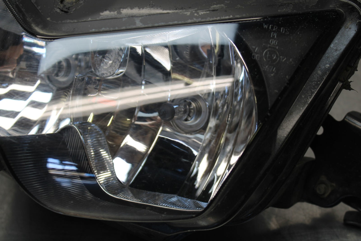 08-18 KAWASAKI KLR650 FRONT HEADLIGHT HEAD LIGHT LAMP BB183