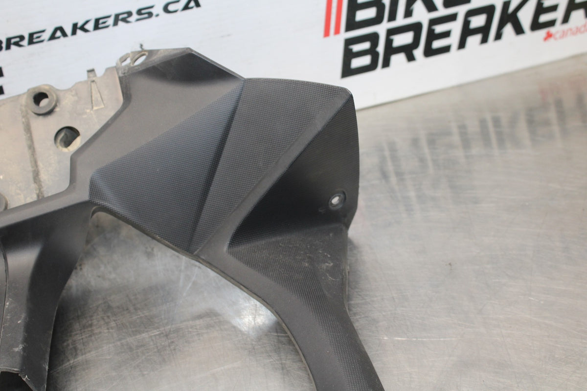 13 KAWASAKI NINJA 650 EX650F ABS INNER FRONT CENTER COWL FAIRING BB828