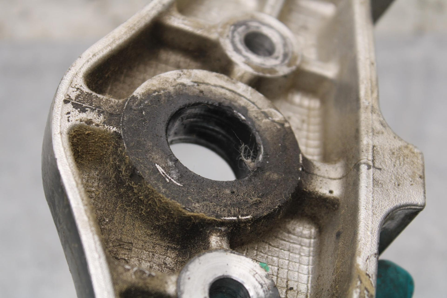 2005 Kawasaki Vulcan 1500 VN1500N Classic FORKS UPPER TRIPLE TREE CLAMP BB576