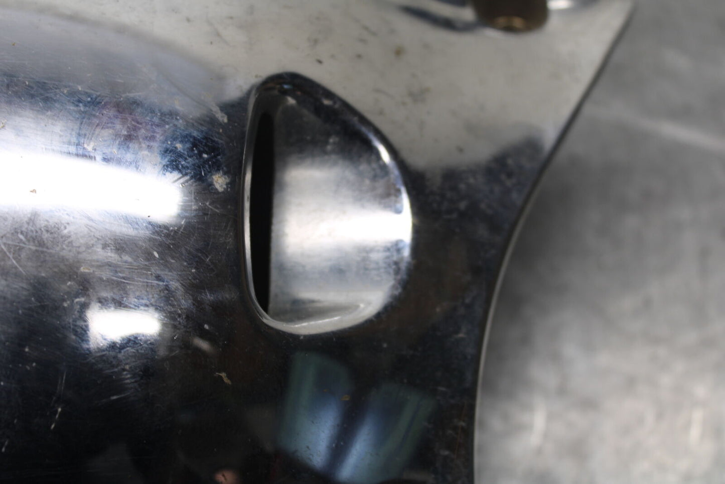 05-09 SUZUKI BOULEVARD C90 ENGINE SPROCKET COVER BB692