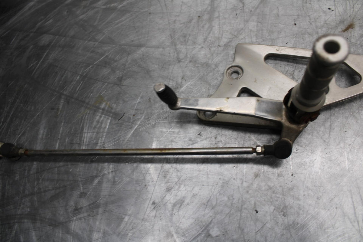 91-92 SUZUKI GSXR750 M  LEFT REARSET REAR SET FOOT PEG W SHIFTER BB493