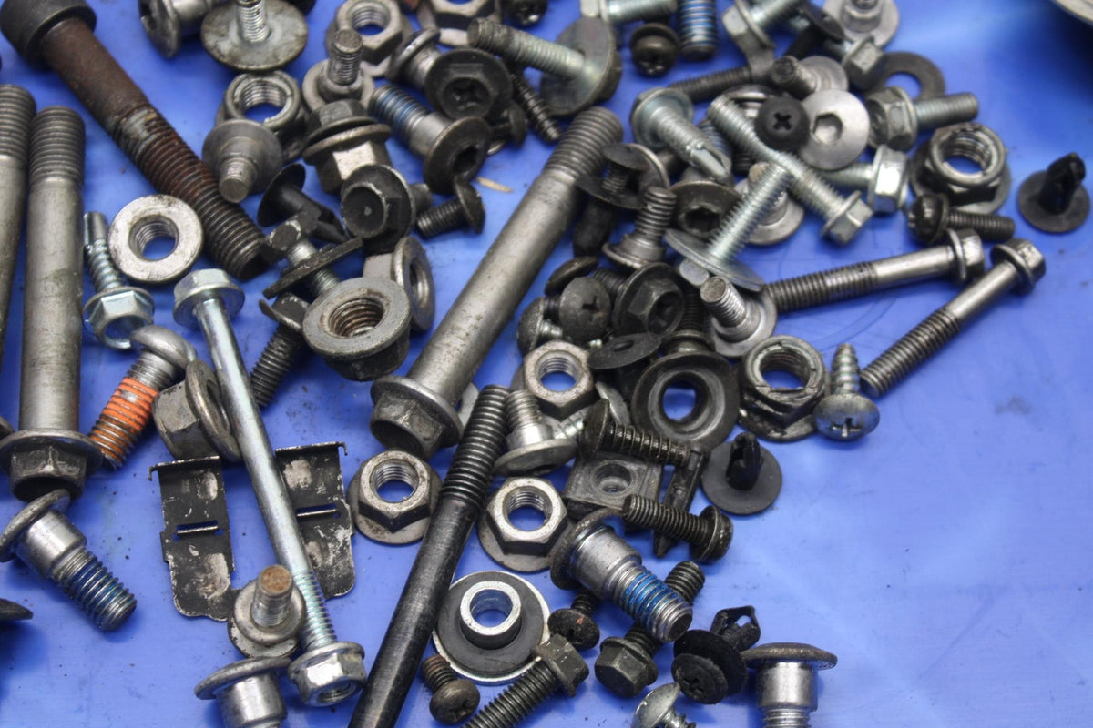 2016 Kawasaki ZX10R ZX1000 ABS KRT Edition ENGINE MISC BOLTS HARDWARE  BB86