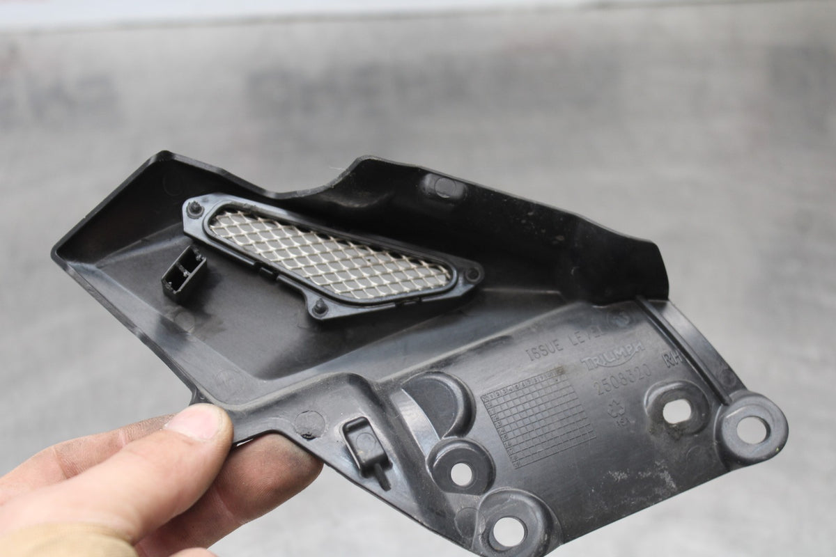 12 TRIUMPH STREET TRIPLE R RIGHT FRAME SIDE COVER COWL PANEL TRIM BB914