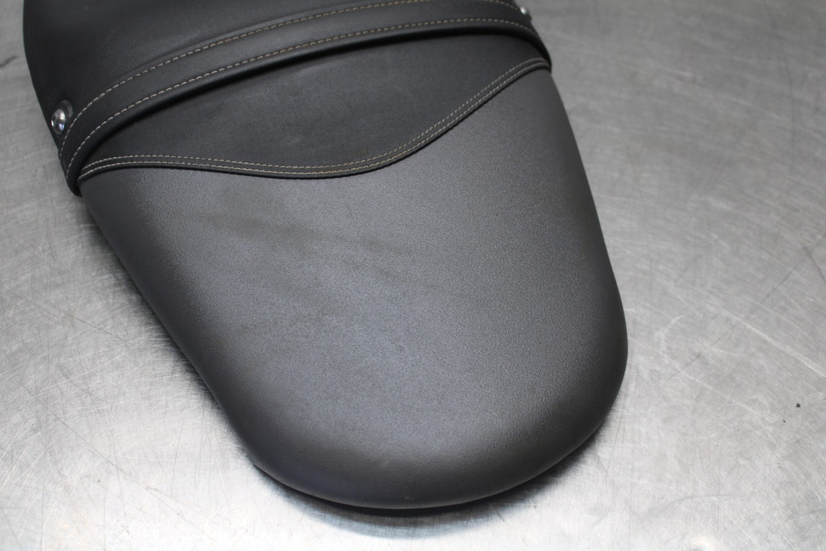 12 TRIUMPH STREET TRIPLE R FRONT REAR SEAT SADDLE BB914