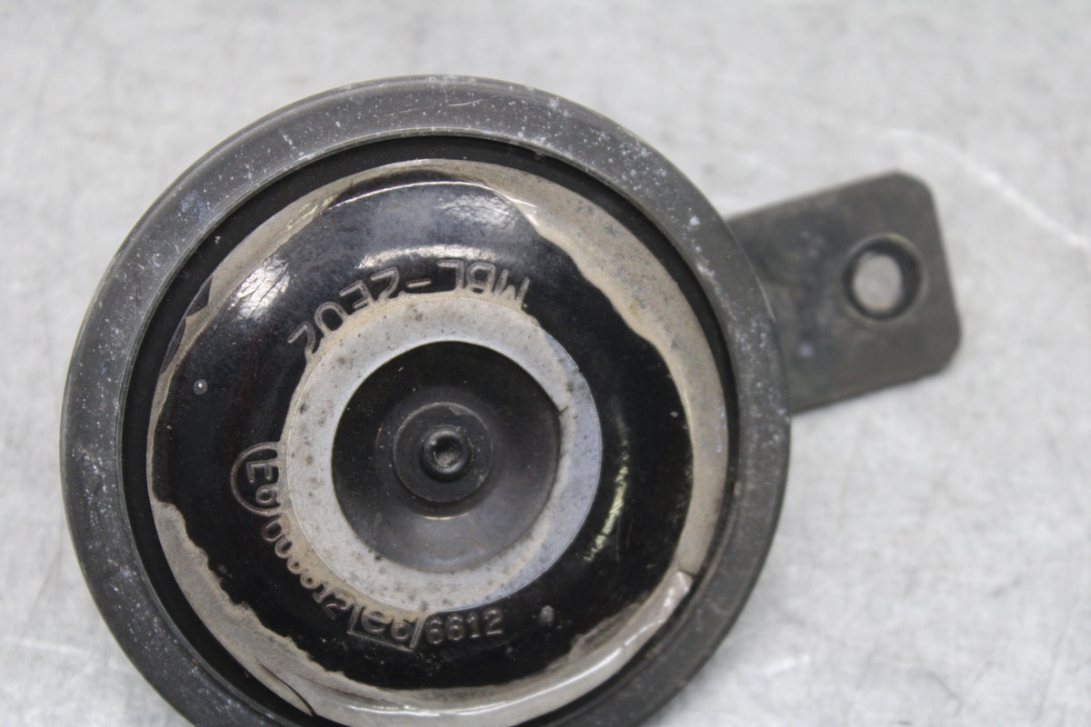 04-12 HONDA ST1300A HORN SIGNAL (ITEM B) BB669
