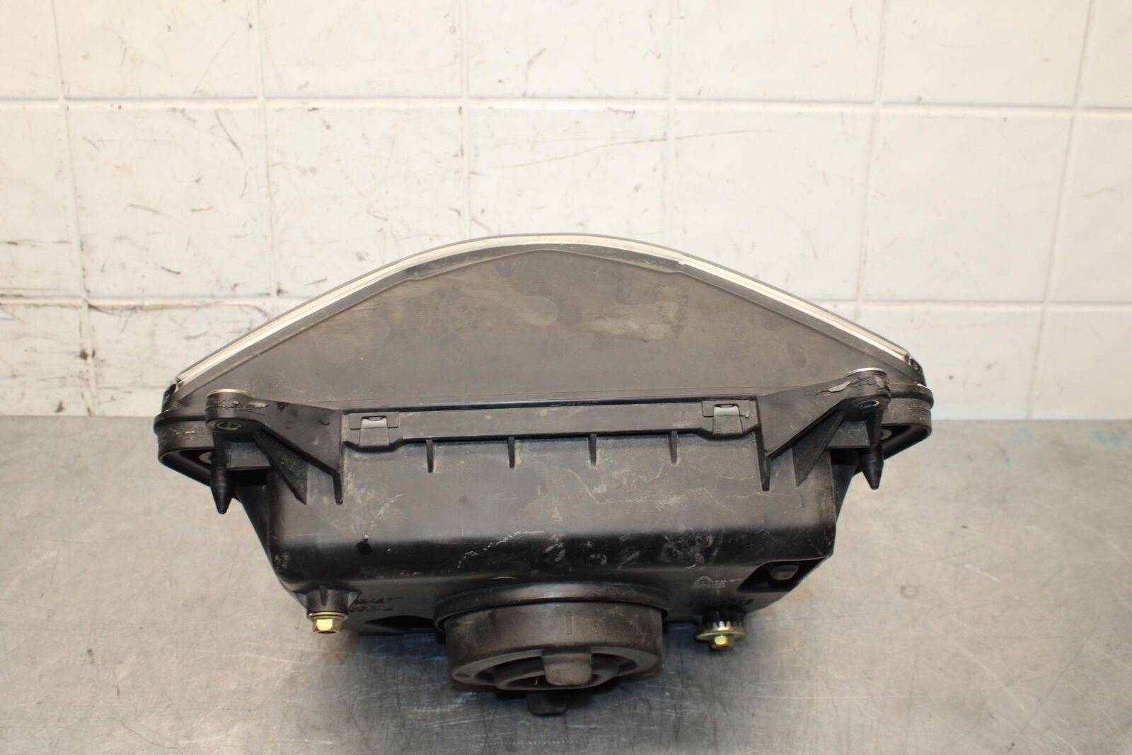 2000 Honda CBR600F4 FRONT HEADLIGHT HEAD LIGHT LAMP 33120-MBW-682 BB552