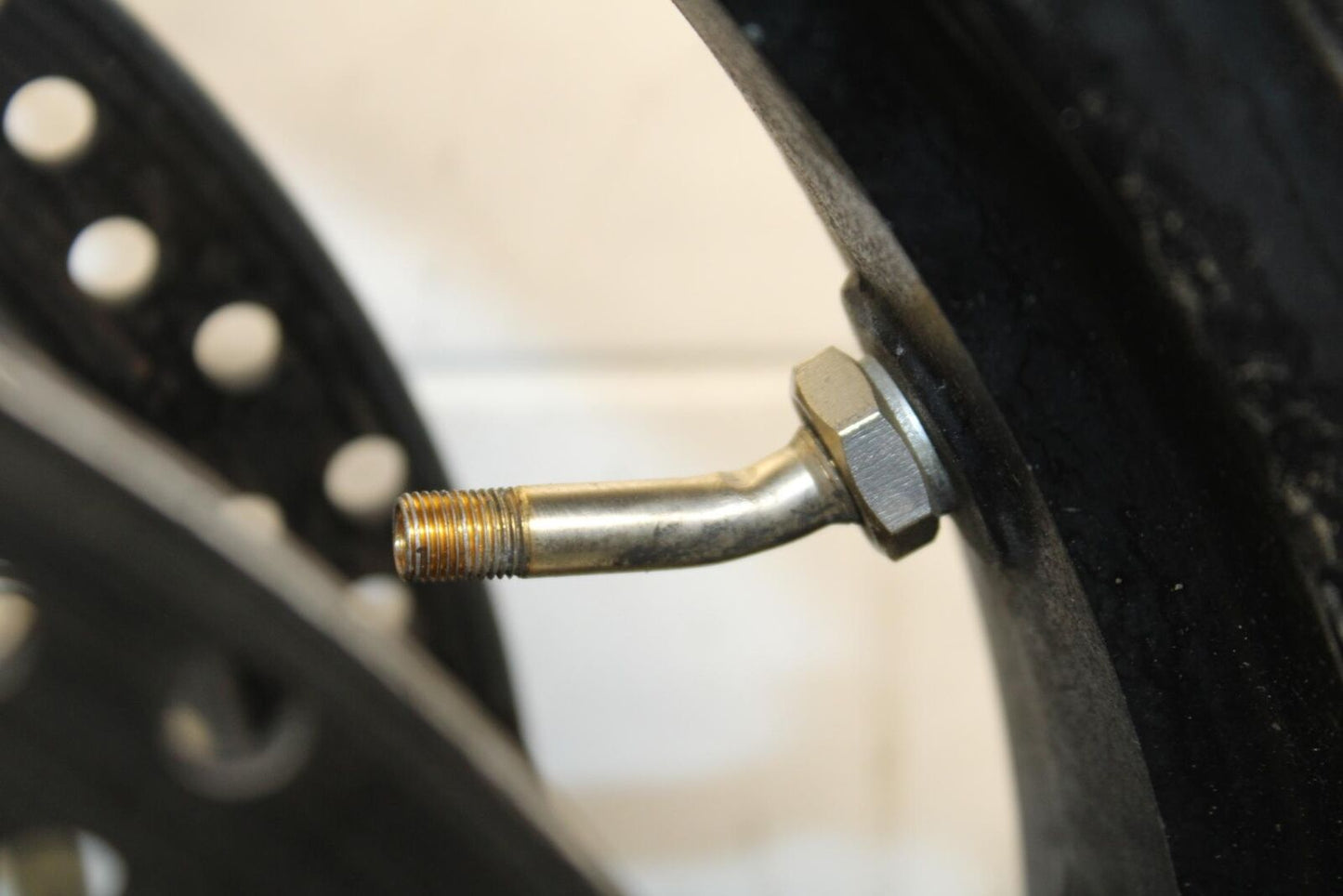 2000 Kawasaki Ninja ZX12R ZX1200A FRONT LEFT RIGHT BRAKE ROTORS AND WHEEL BB565