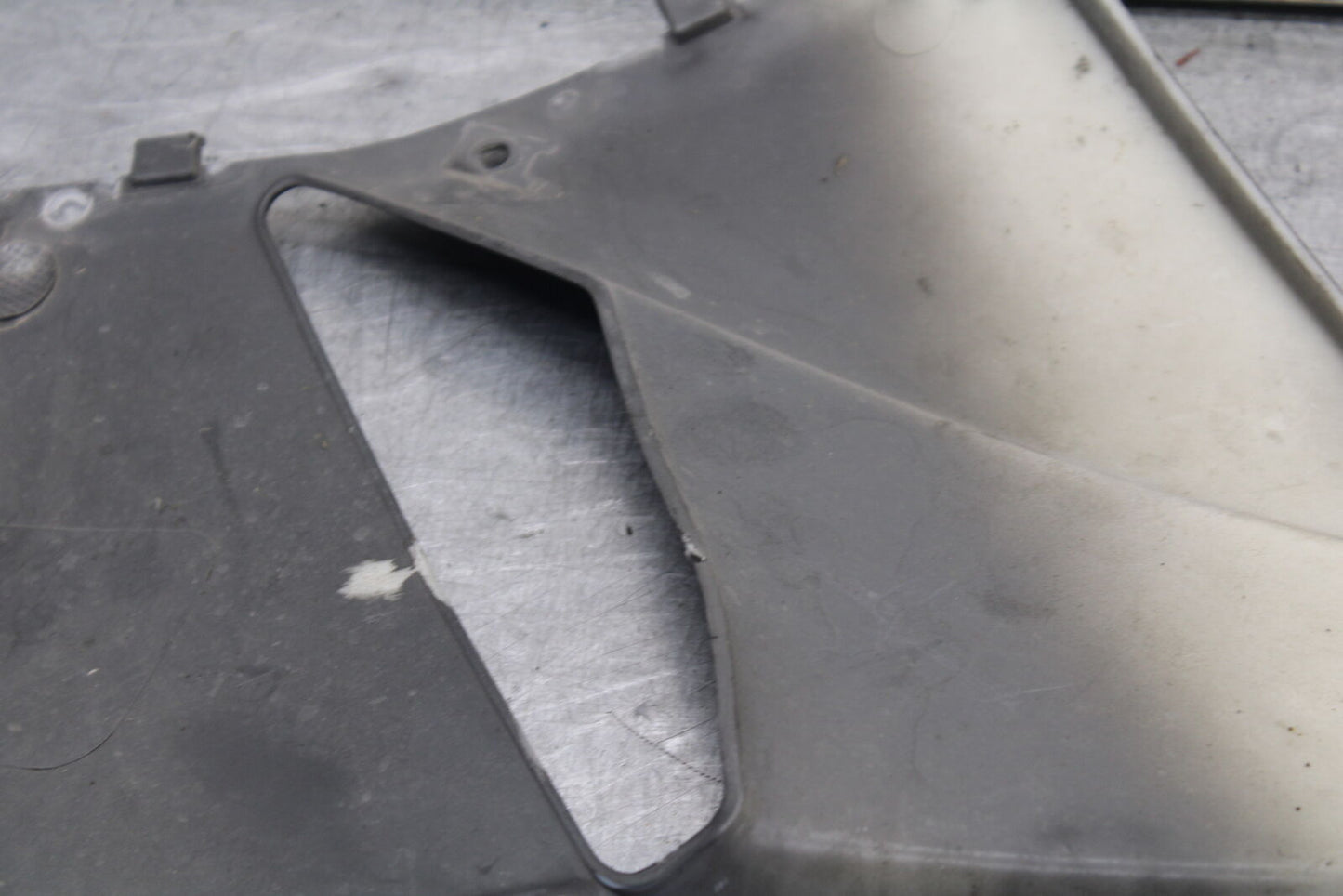 09-12 KAWASAKI NINJA ZX6R ZX600R RIGHT LOWER BOTTOM BELLY SIDE FAIRING BB656