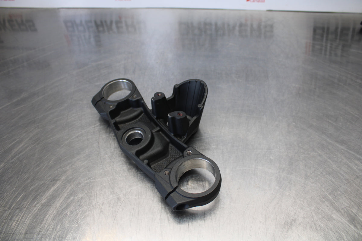 23-24 KAWASAKI NINJA ZX14R FORKS UPPER TRIPLE TREE CLAMP BB169