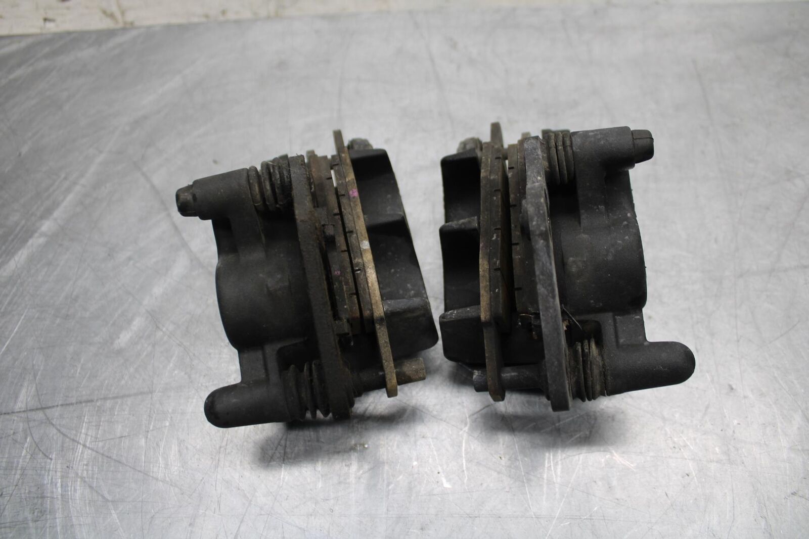 11-14 KAWASAKI VERSYS 650 LE 650C RIGHT LEFT FRONT BRAKE CALIPER SET PAIR BB498