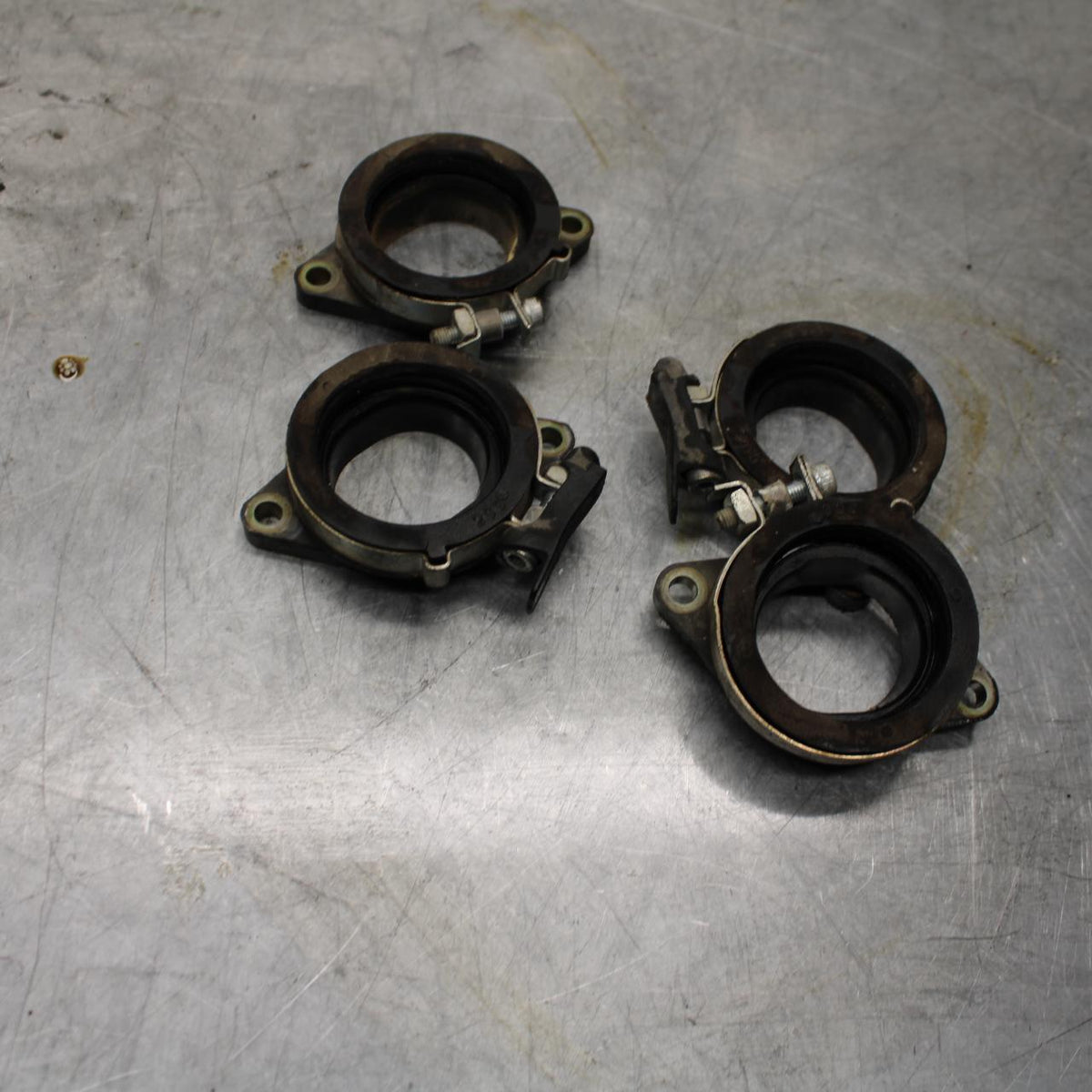 08-16 YAMAHA YZF R6 MANIFOLD INTAKE  BB443