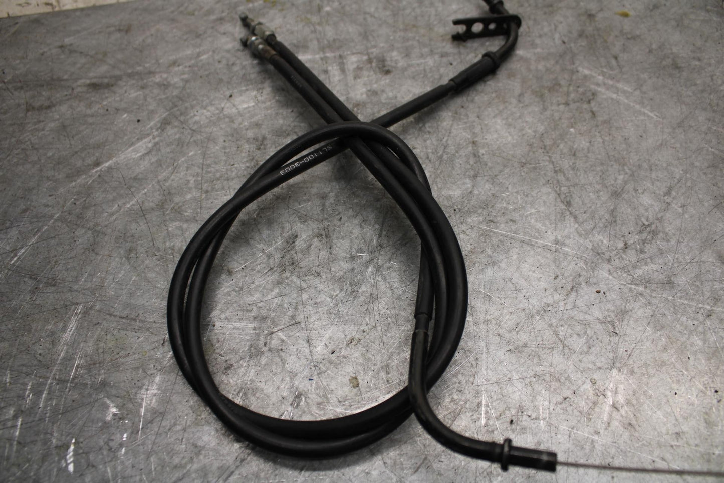 2003 Yamaha YZF R6 THROTTLE CABLES LINES 5SL-26311-00-00 5SL-26312-00-00 BB539