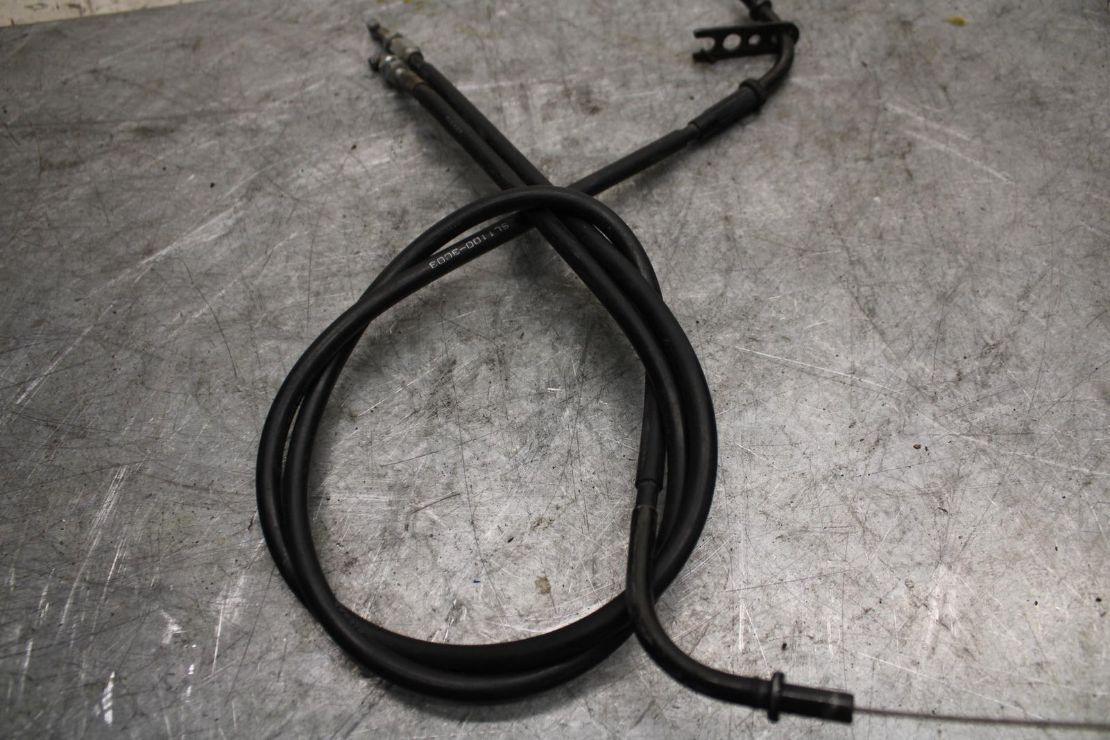 2003 Yamaha YZF R6 THROTTLE CABLES LINES 5SL-26311-00-00 5SL-26312-00-00 BB539