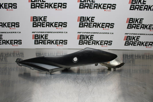 11 SUZUKI GSXR1000 LEFT REAR BACK TAIL FAIRING COWL SHROUD BB142