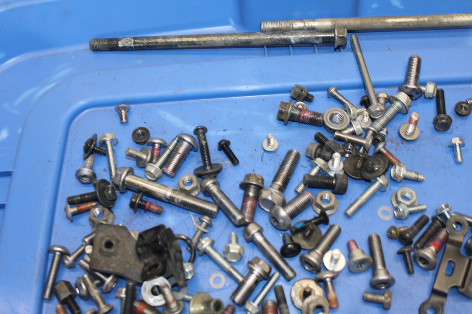 19-23 KAWASAKI NINJA ZX6R MOUNTING BOLTS HARDWARE MOTOR SCREWS BB701