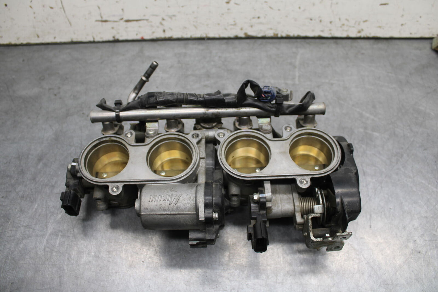 07-08 YAMAHA YZF R1 MAIN FUEL INJECTORS / THROTTLE BODIES BB724