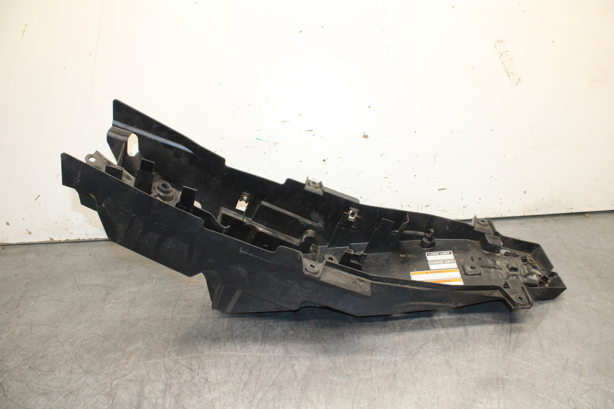22-24 YAMAHA XSR900 REAR BACK TAIL UNDERTAIL BATTERY TRAY PLASTIC BB710