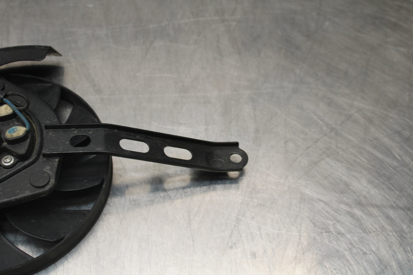 14-17 YAMAHA FZ07 ENGINE RADIATOR COOLING FAN BB162
