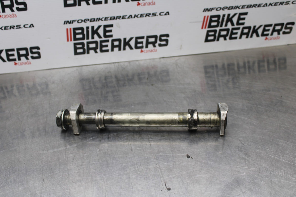 08-10 SUZUKI GSXR 600 REAR AXLE BACK WHEEL RIM PIVOT BOLT AXEL BB765