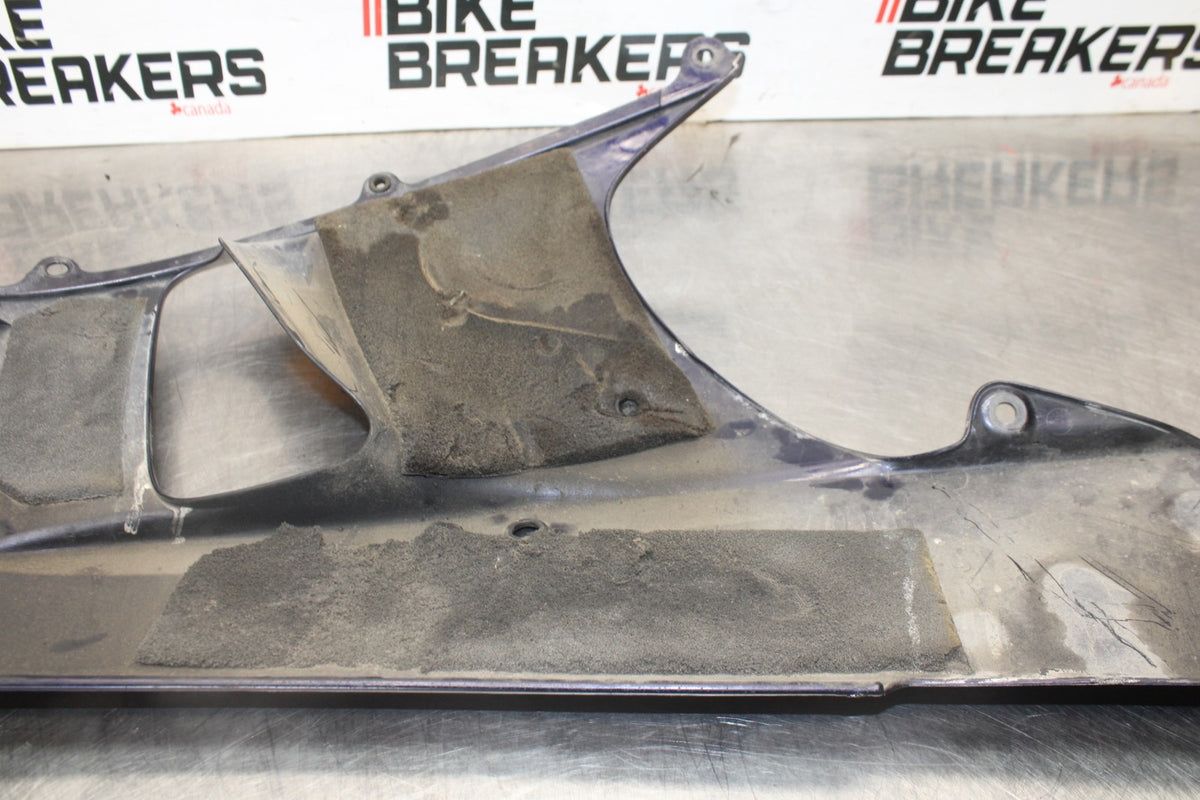 00-01 HONDA CBR929RR RIGHT LOWER BOTTOM BELLY SIDE FAIRING COWL  BB925