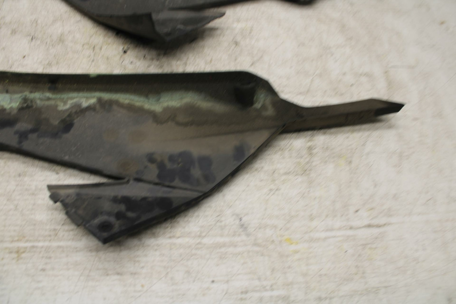 12-13 KAWASAKI EX300 NINJA LOWER BOTTOM BELLY FAIRING COWL BB373