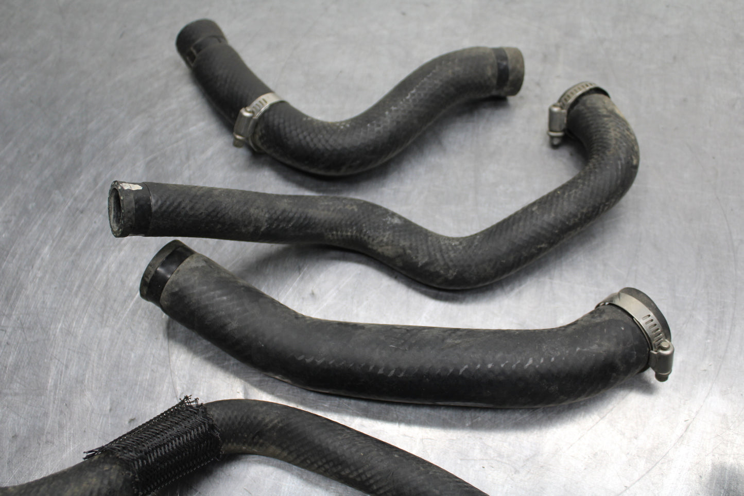05-08 KAWASAKI VULCAN 1500 VN1500N CLASSIC RADIATOR HOSES BB133