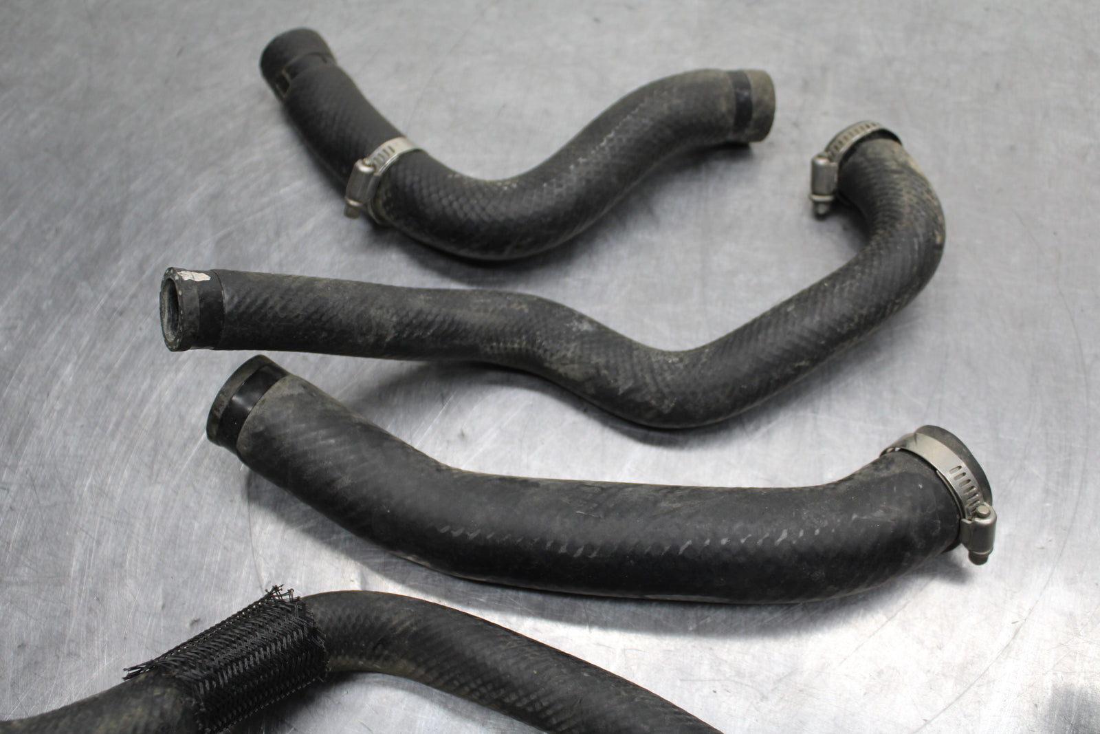 05-08 KAWASAKI VULCAN 1500 VN1500N CLASSIC RADIATOR HOSES BB133